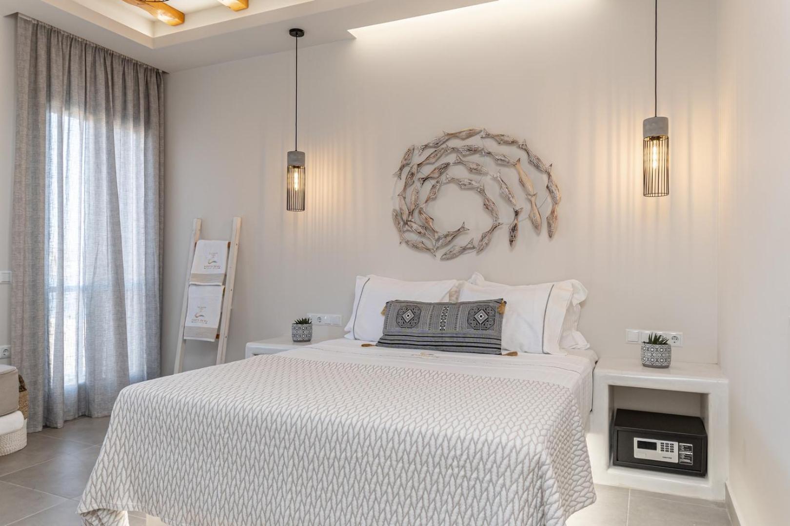 Porto Dema Luxury Suites Schoinoussa Zewnętrze zdjęcie
